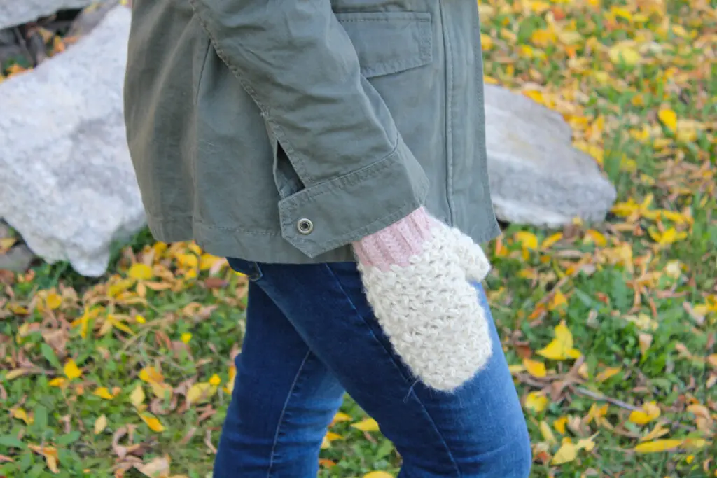 Cozy Convertible Crochet Mittens Free Crochet Pattern