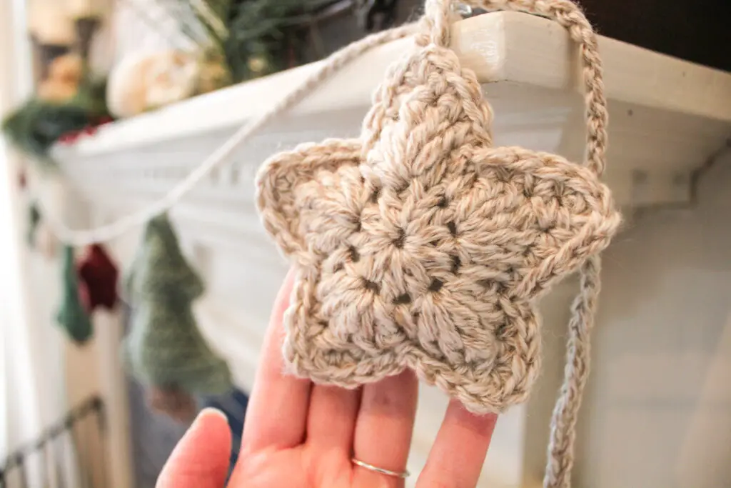 Crochet Christmas Star Garland Free Crochet Pattern