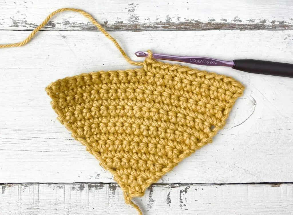Row 15 - start of 1st heart bump