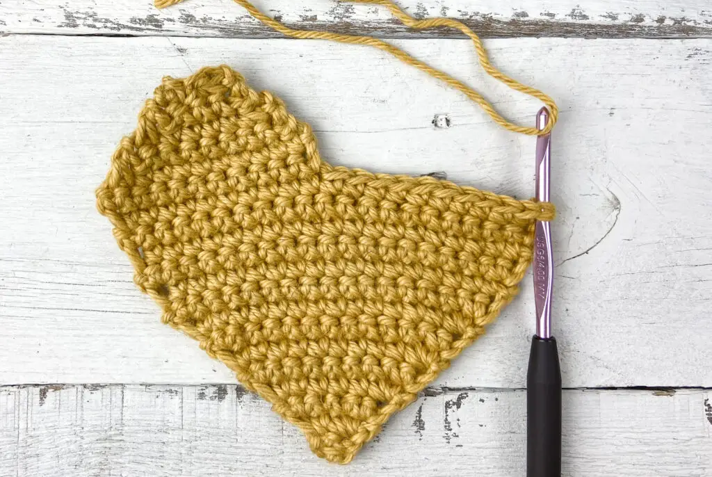 Attach yarn here for second heart bump